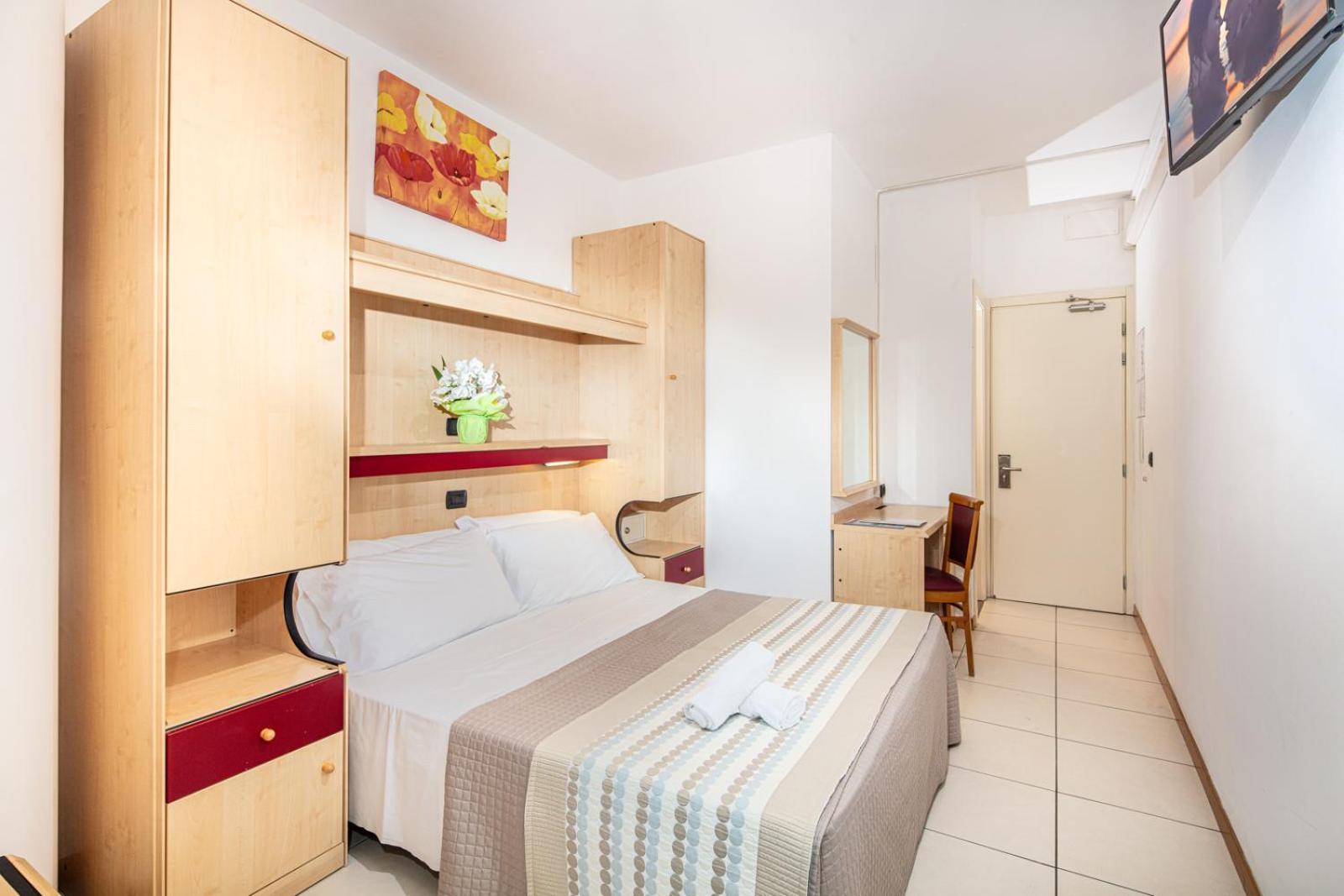 Hotel Regina Lignano Sabbiadoro Room photo